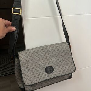 Vintage Gucci Canvas Leather bag